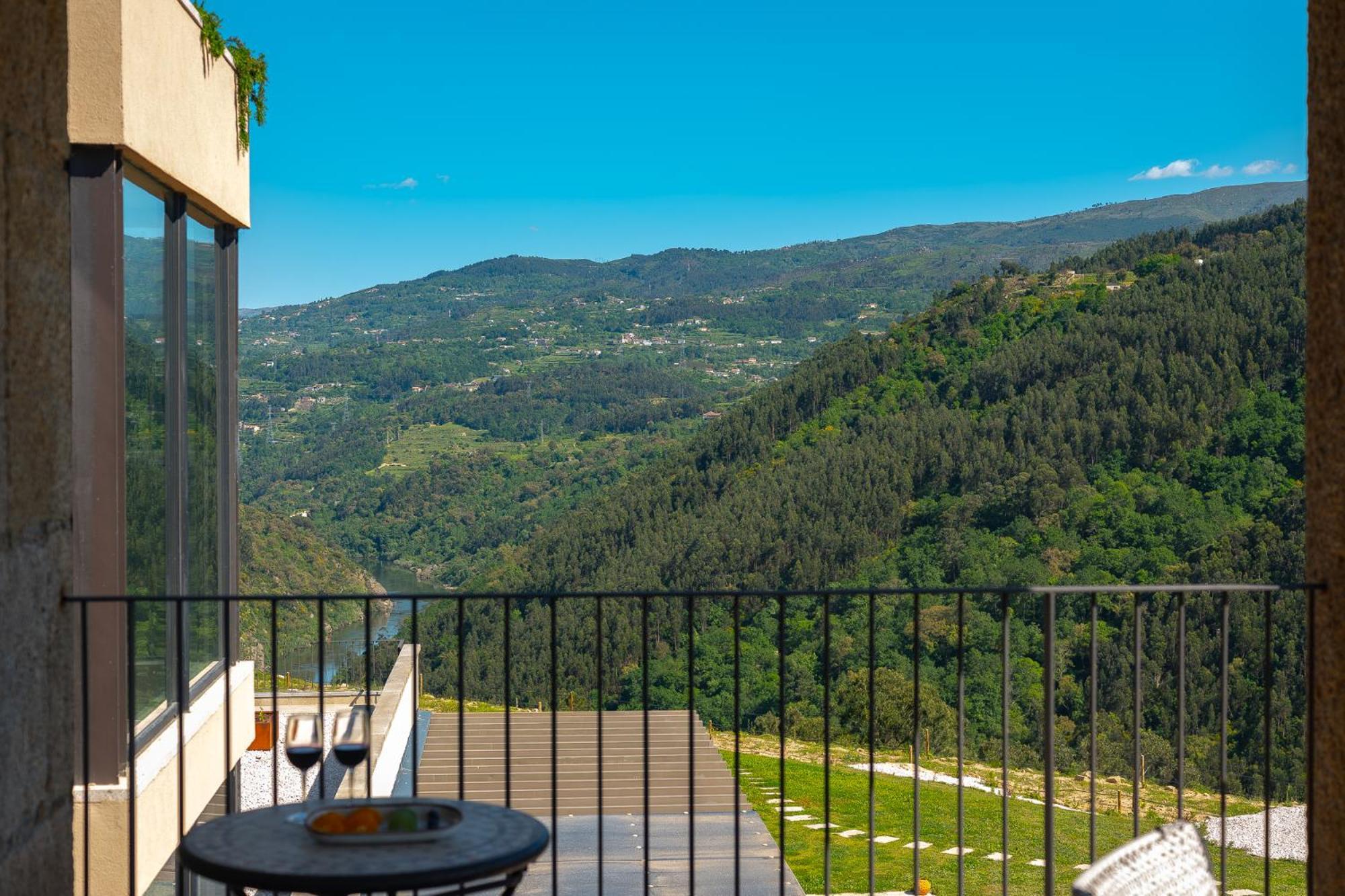 Quinta De Cabanas Douro Country House Penha Longa Exterior photo
